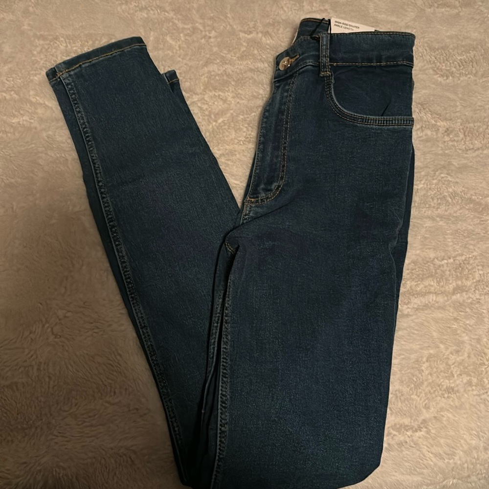 Zara high- rise snapper ankle length